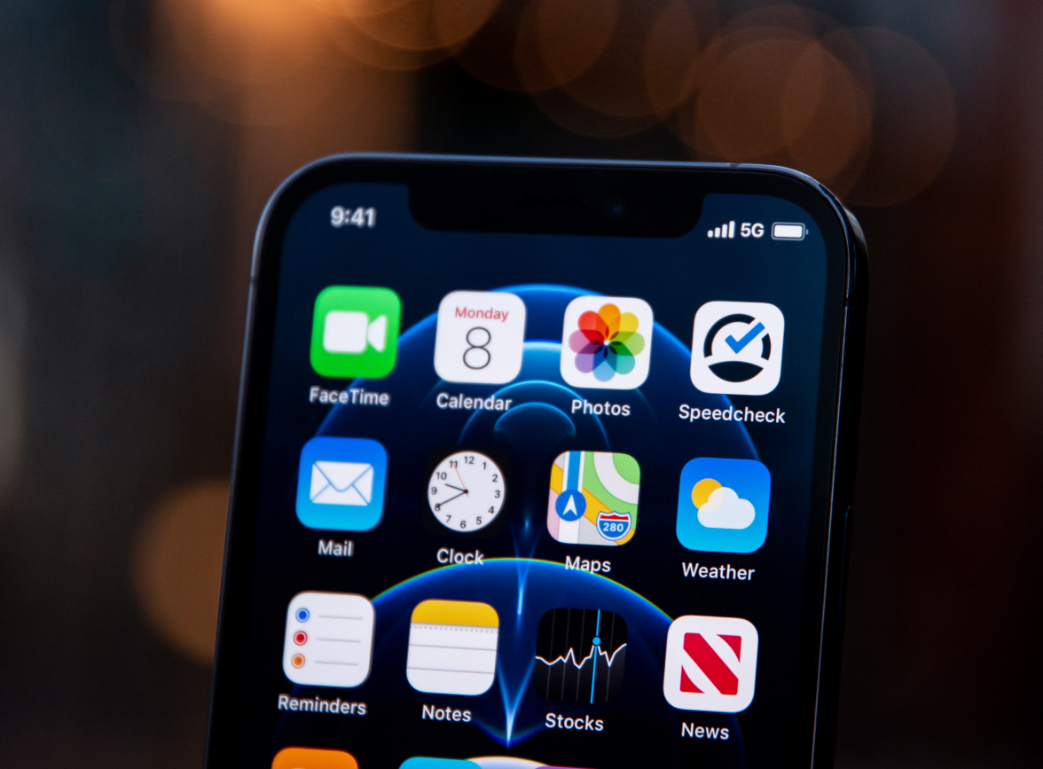 阜新苹果手机维修分享为什么 iPhone 12 在冬季会自动关机 